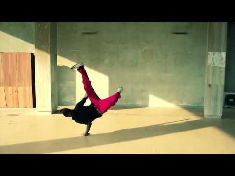 NO LIMIT CREW (end of the word) 2012 by golden mark