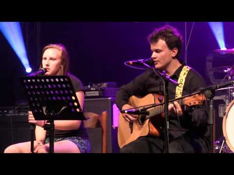 The Trio - Podej mi ruku a projdem Václavák (Václav Neckář)