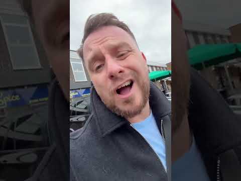 Keir Starmer considering banning X in the UK over Grok 😭😂