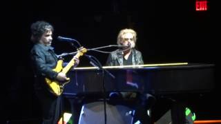 Hall & Oates - Wait For Me - Cleveland - 5/20/17