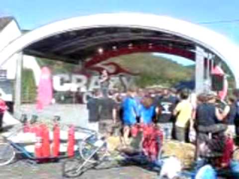 Crazy Competition  Reifferscheid vs. Antweiler     Feuerlöscherrennen