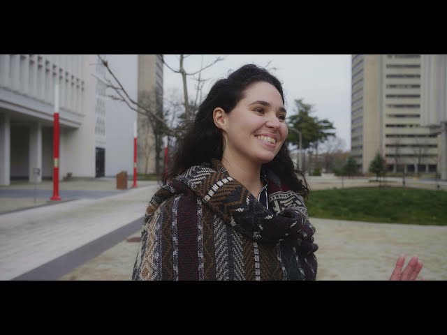 Capsule «J&rsquo;ai choisi l&rsquo;enseignement…»: Frédérique, baccalauréat en enseignement des langues secondes – Français