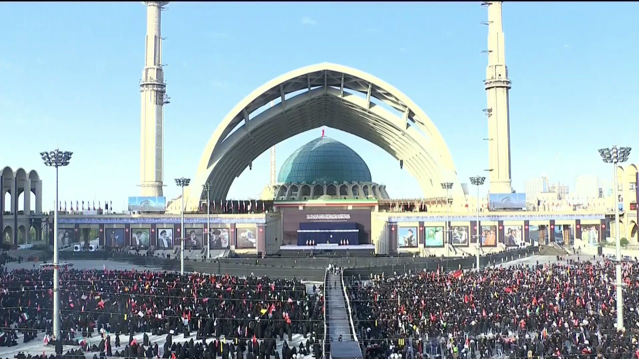 Video | Huge crowds gather as Khamenei funeral ceremonies open in Iran | AFP
