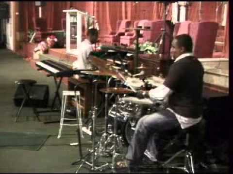 Woodie Bros Playing Highway to Heaven2