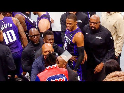 Kings Fan YELLING Right Next to the Kings Bench 😳