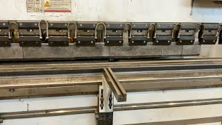 Autre machine à bois Ermak CNC ap 3220 à vendre - Image 4 | Machineryline GN Autre machine à bois Ermak CNC ap 3220 | Image 4 - Machineryline