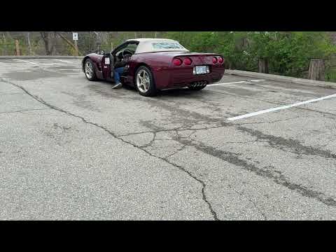 **SOLD on the CCC Buy-It-Now Lot** Sub-90K km 2003 Chevrolet Corvette Convertible 50th Anniversary 6-Speed Manual