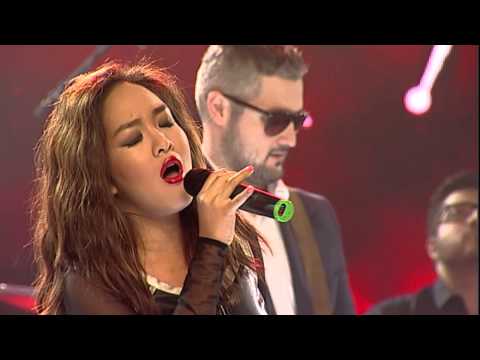 Hien és a Gitano Live - Valerie