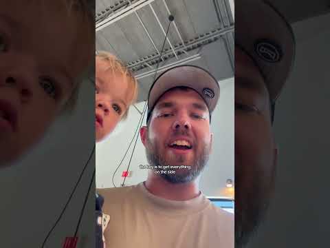 BUDGET MEAL UNDER $14 💰💵 OUT TO EAT EDITION.. #dad #meals #food #recipe #vlog #shorts