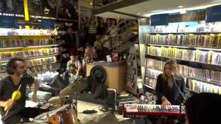 Cats On Trees - Burn [Live Disquaire Day Showcase Gibert Joseph Toulouse 19.04.14]