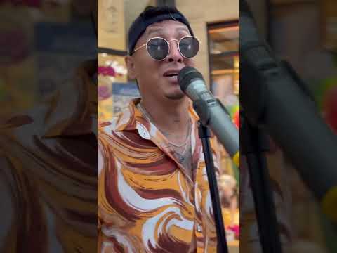 En san Valentín con tu hermana tu grupo SIN NOMBRE