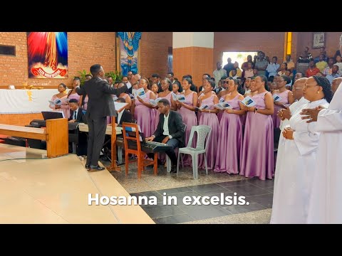 Sanctus by Henryk Jan Botor | Choeur International - Cathédrale Saint Michel De Kigali.