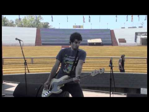 Trotsky Vengaran - Dejate Llevar (video oficial) HD