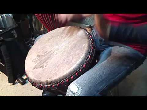 Tecnica base del djembé — postura e suoni