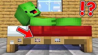 Built a House inside BED in Minecraft