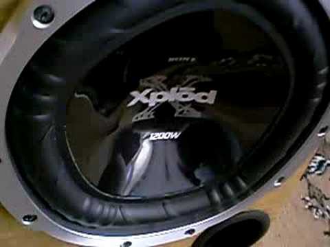 xplod woofer  ALEN B.