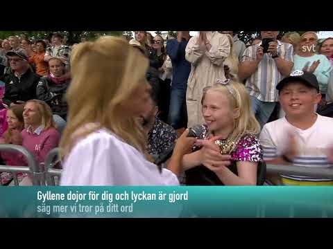 Allsång-Diggiloo- diggiley, med Hanna Hedlund & Pernilla Wahlgren-Allsång på skansen-2023