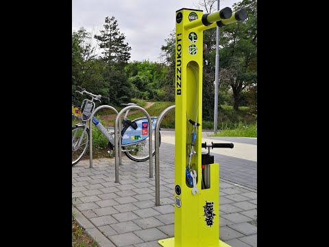 Brno-Zidenice, Bzzzukot!