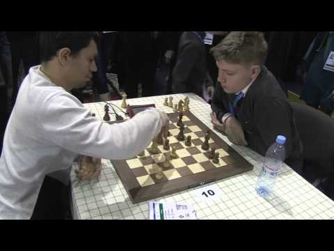 2015-12-18 GM ALEKSEEV - GM BOYTSOV ENDGAME European Chess Blitz *04