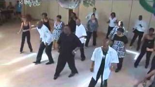 Grown Folks Dance the Terminal Reaction (To Jamie Foxx&#39;s Song I Don&#39;t Need It)