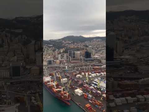 Ryanair HARD Landing Into Genoa