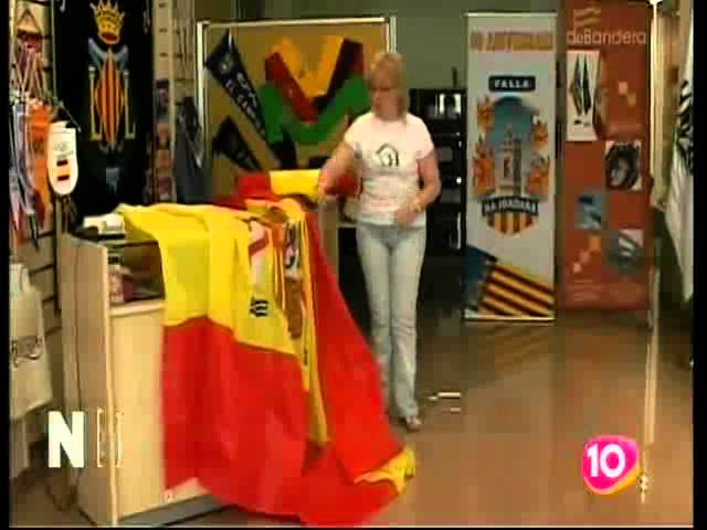 Vídeo relacionado con Tiendas LGP - Caza - Zurrón en Piel, Tamaño Grande 45x44 cm. Fabricado artesanalmente. Con detalle de Bandera de España y Corzo bordado