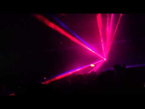 Ricardo Villalobos playing Giacomo Trevi - Run (Jens Zimmermann remix) at fabric birthday