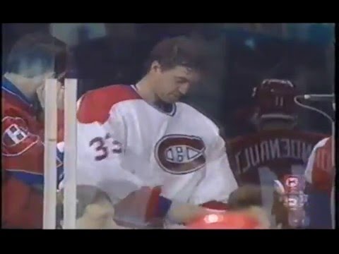 Patrick Roy vs. Mario Tremblay - LIVE