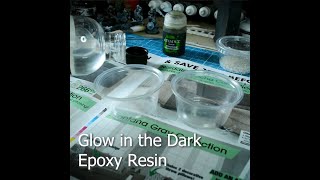 Mixing Glow in the Dark Epoxy Resin | #shorts