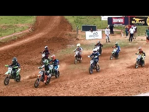 Disputa intensa na corrida das Mini Motos na Final da temporada 2021