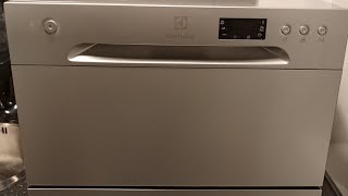 electrolux ESF2400OS ESF2400OW model tezgah üstü mini bulaşık makinesi tanıtımı