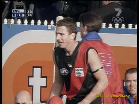 2000 AFL Grand Final: Essendon v Melbourne (5 minutes to go)