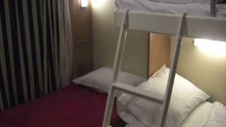 Disney Dream - Family Oceanview Stateroom (#7512 - cat. 8C), Large Porthole, Round Tub