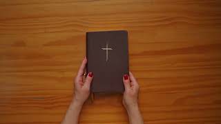 Vídeo de Bíblia Livres Slim NAA Letra Normal