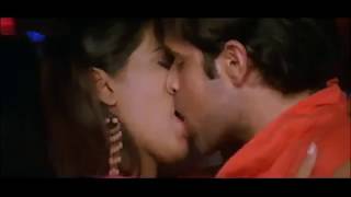Emraan Hashmi SUCKING EVERY TONGUE SALIVA PARTICLE in Kiss with Geeta Basra!