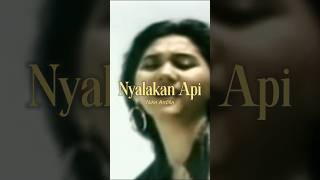 Download lagu Nike Ardilla - Nyalakan Api #shorts mp3