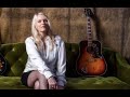 GEMA RIFFS with Singer/Songwriter and Recording Artist, Greta Gaines (C '89)