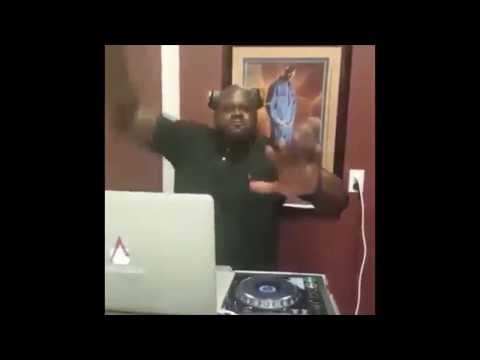 Shaq DJ meme