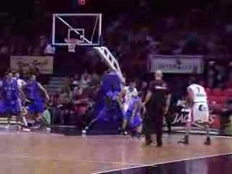 04 03-11-07 BCO-Aalst - Ovcina in de eerste minuten onklopba