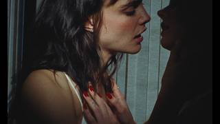 Download lagu Cara Delevingne - Crazy, Baby (Video Resmi) mp3