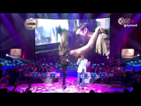 "Rendirme En Tu Amor" (Anahi feat. Carlos Ponce) en "Pequeños Gigantes"