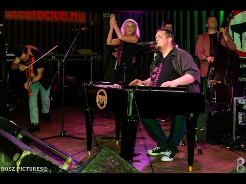 Cimbaliband és Danics Dóra - Kinek nincsen (Live@Trafo)