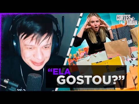 ARUAN REAGE A ABRINDO MEUS PRESENTES DE ANIVERSÁRIO DE 15 ANOS!parte 2(LETICIA RUIZ)-Cortes do Aruan