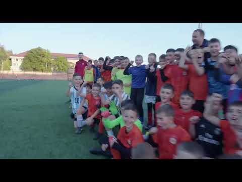 Şcoala de Fotbal Ciprian Dire & Victor Alistar Piatra-Neamț(FCCD) - Imnul oficial