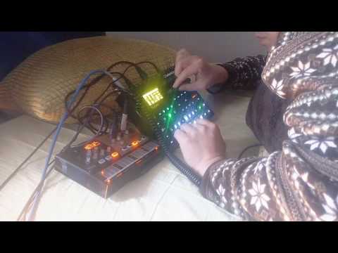 #Jamuary2020 #day4 something pop with Elektron Digitone & Korg Volca Drum