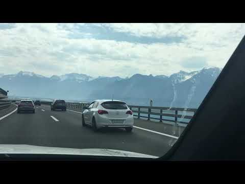 Autoroute A9: Lausanne, direction Valais, au dessus de Vevey-Montreux riviera