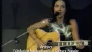 Soraya interpreta En donde estés en tv boricua