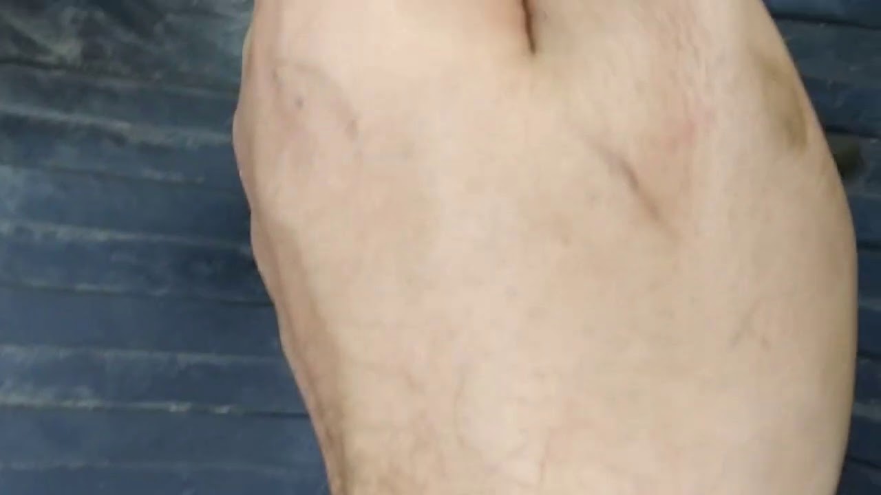 Где находится масса эбу на ВАЗ 2110 инжектор 8 клапанов?