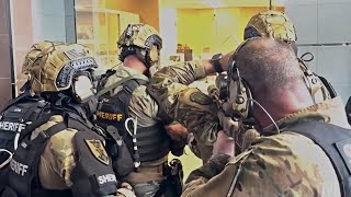 Re: [妮姬] 指指幫櫻花架槍