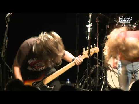 QUAOAR - Hicks are kings